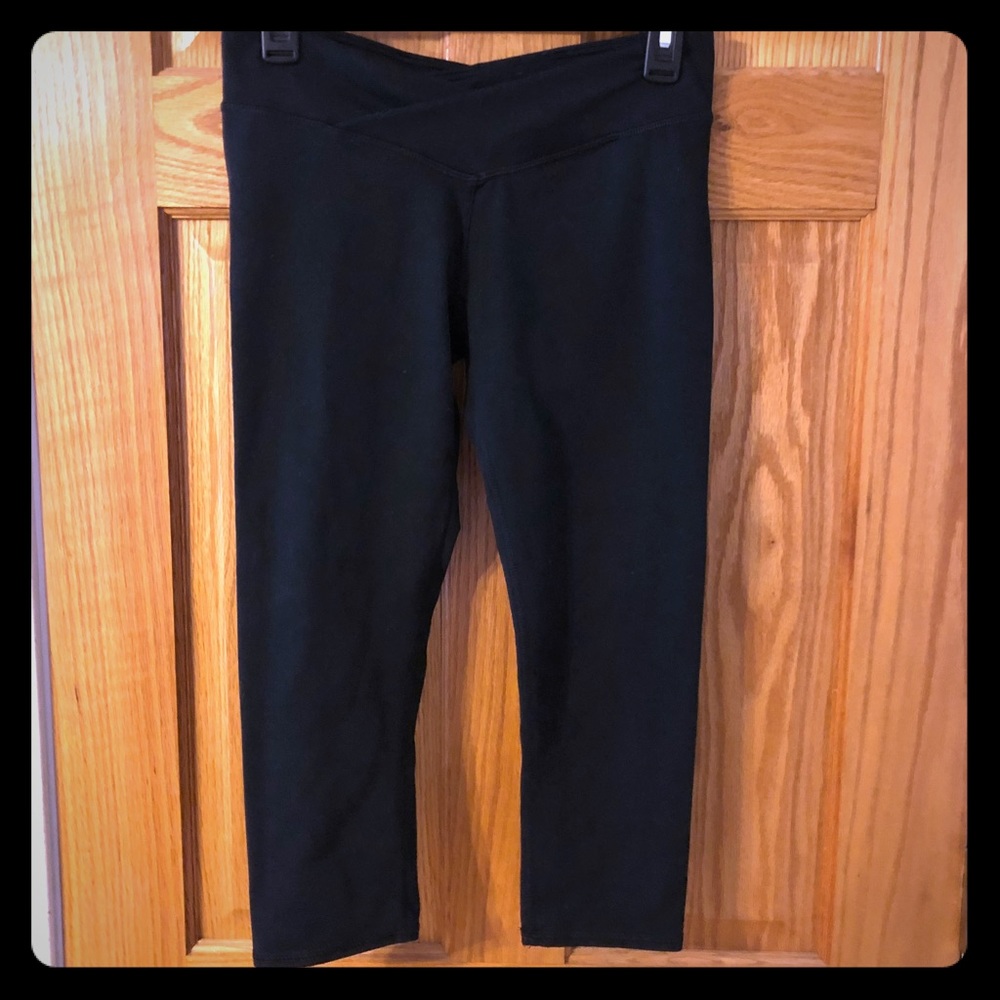 Fabletics Capri Leggings